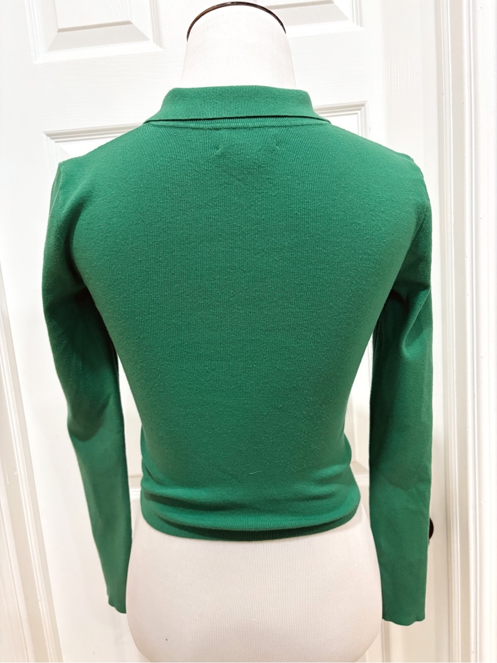 Sun-Deh Aritzia Green Button-Up Polo Cardigan Size XS - Picture 5 of 7